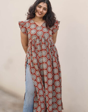 Laavanya Kurthi 5354